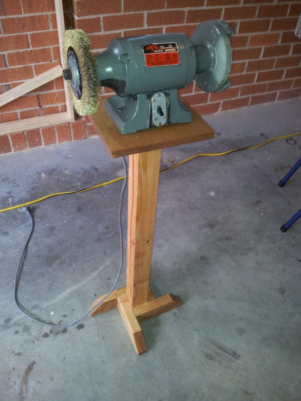 Make a bench grinder stand Plans DIY How to Make 
